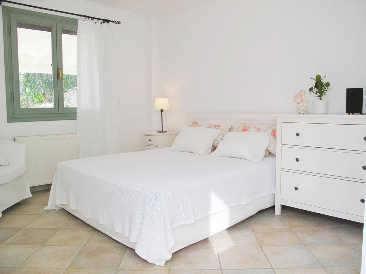 Olive Bay Beach House Amolianí Exterior foto